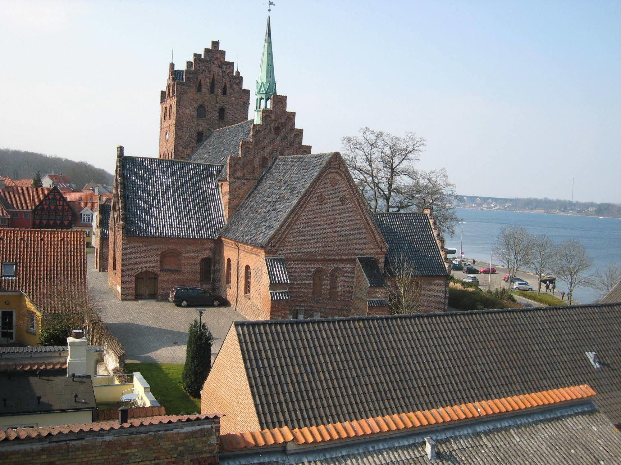 Hotel Borgmestergaarden Middelfart Exteriör bild